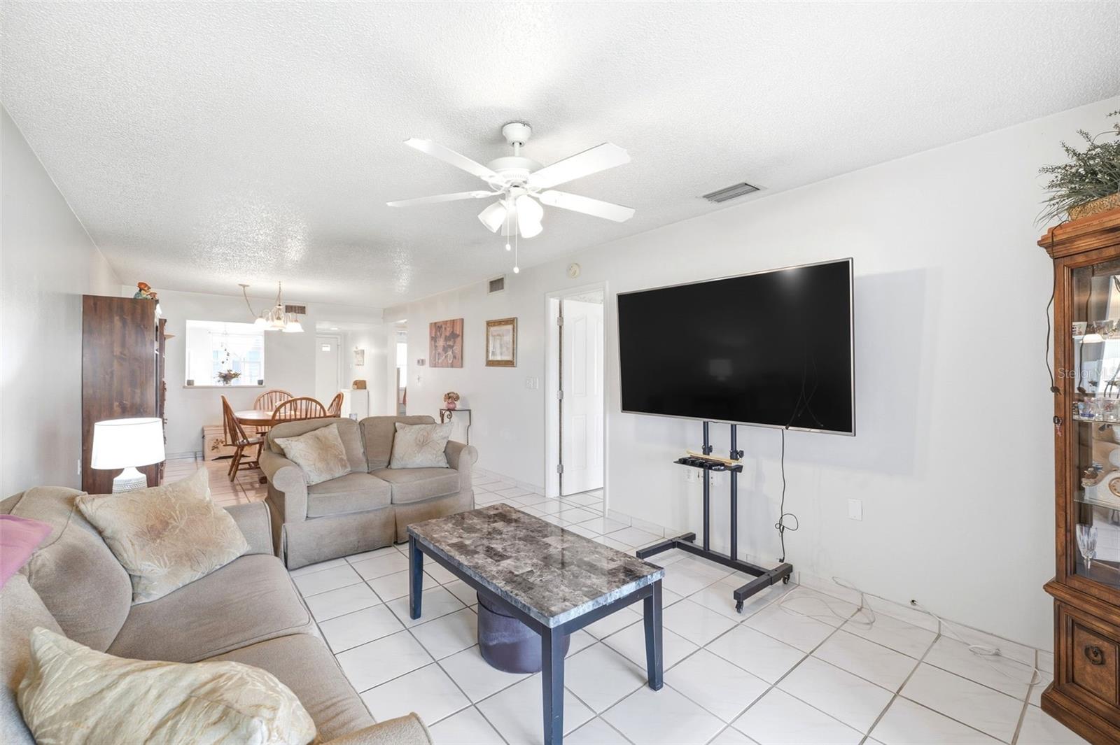 11210 CARRIAGE HILL DR #5 — photo 13