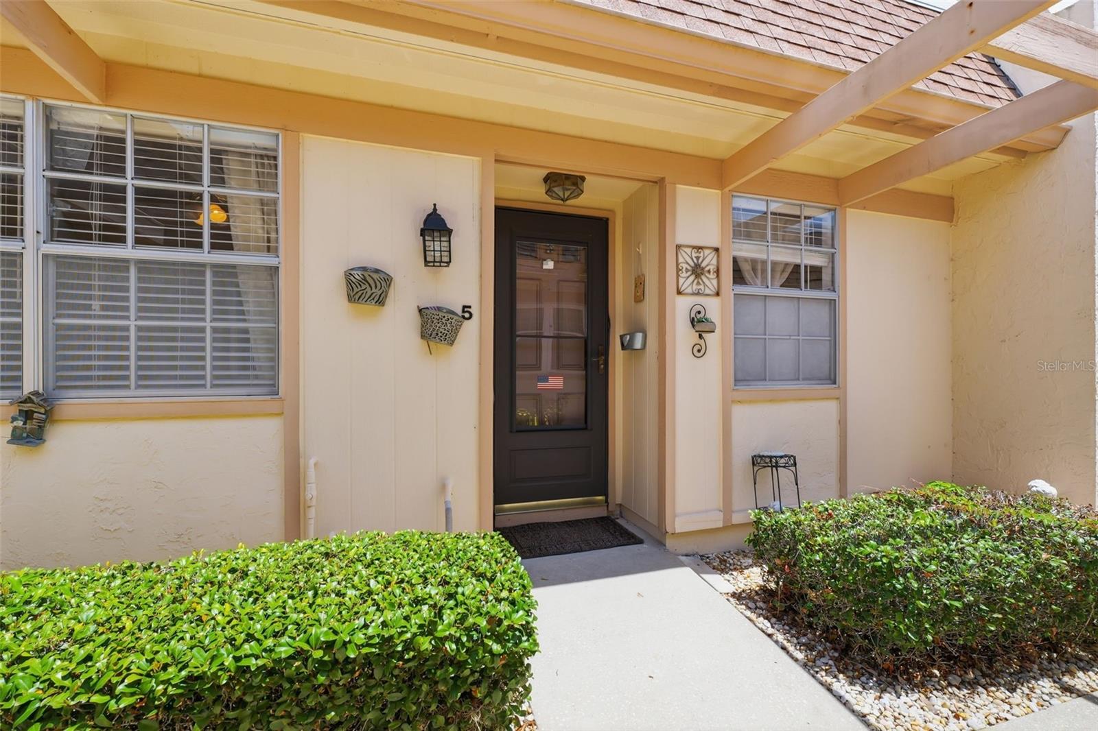 11210 CARRIAGE HILL DR #5 — photo 4