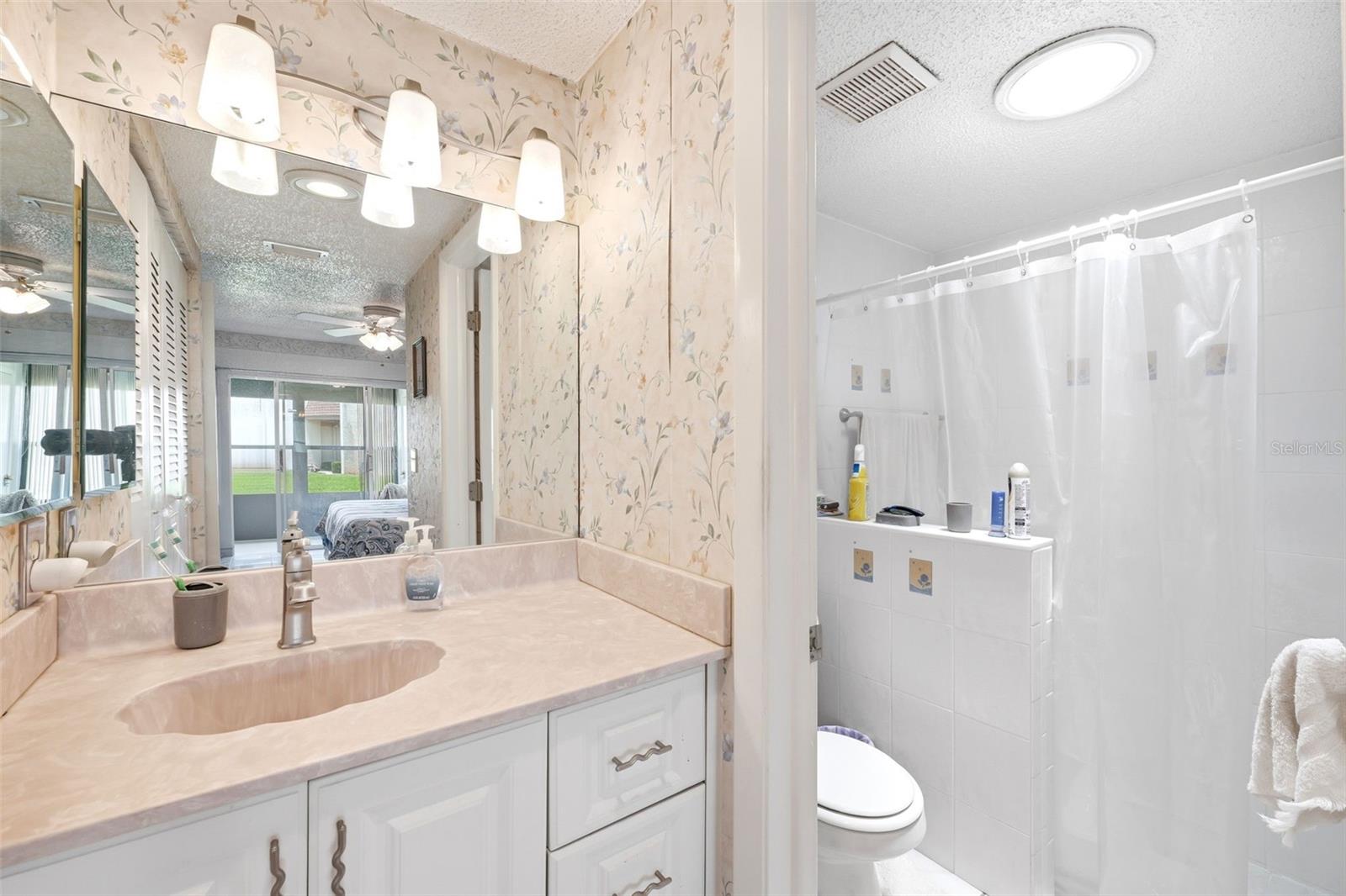 11210 CARRIAGE HILL DR #5 — photo 30