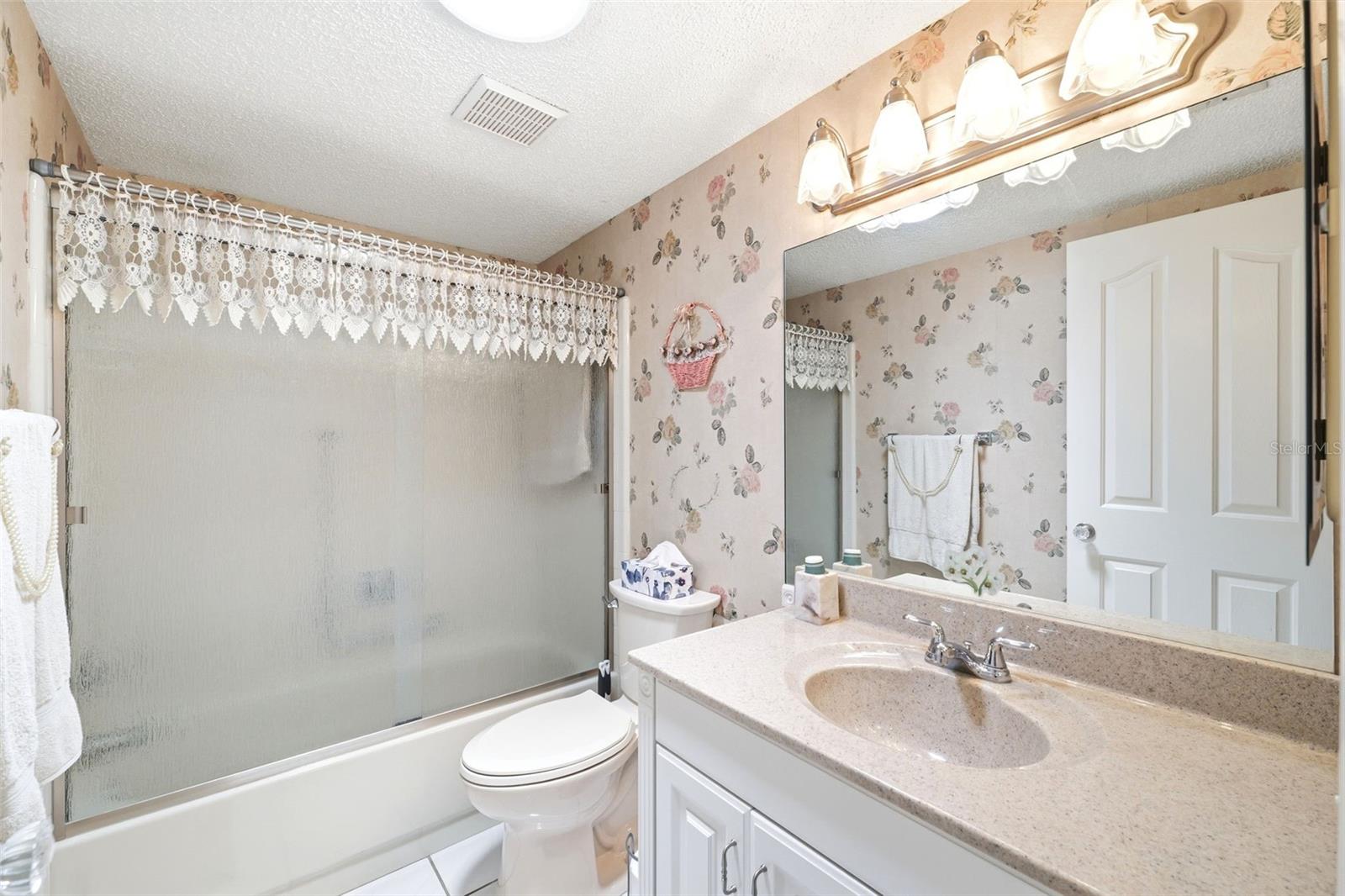 11210 CARRIAGE HILL DR #5 — photo 26
