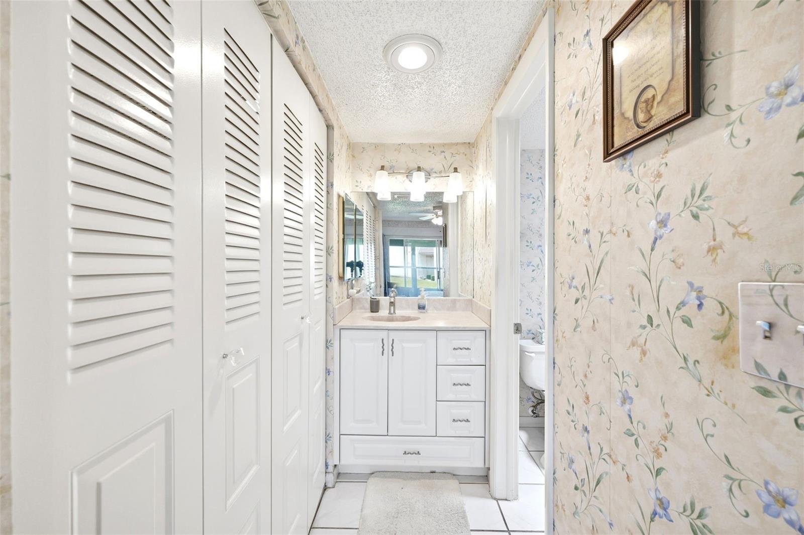 11210 CARRIAGE HILL DR #5 — photo 27