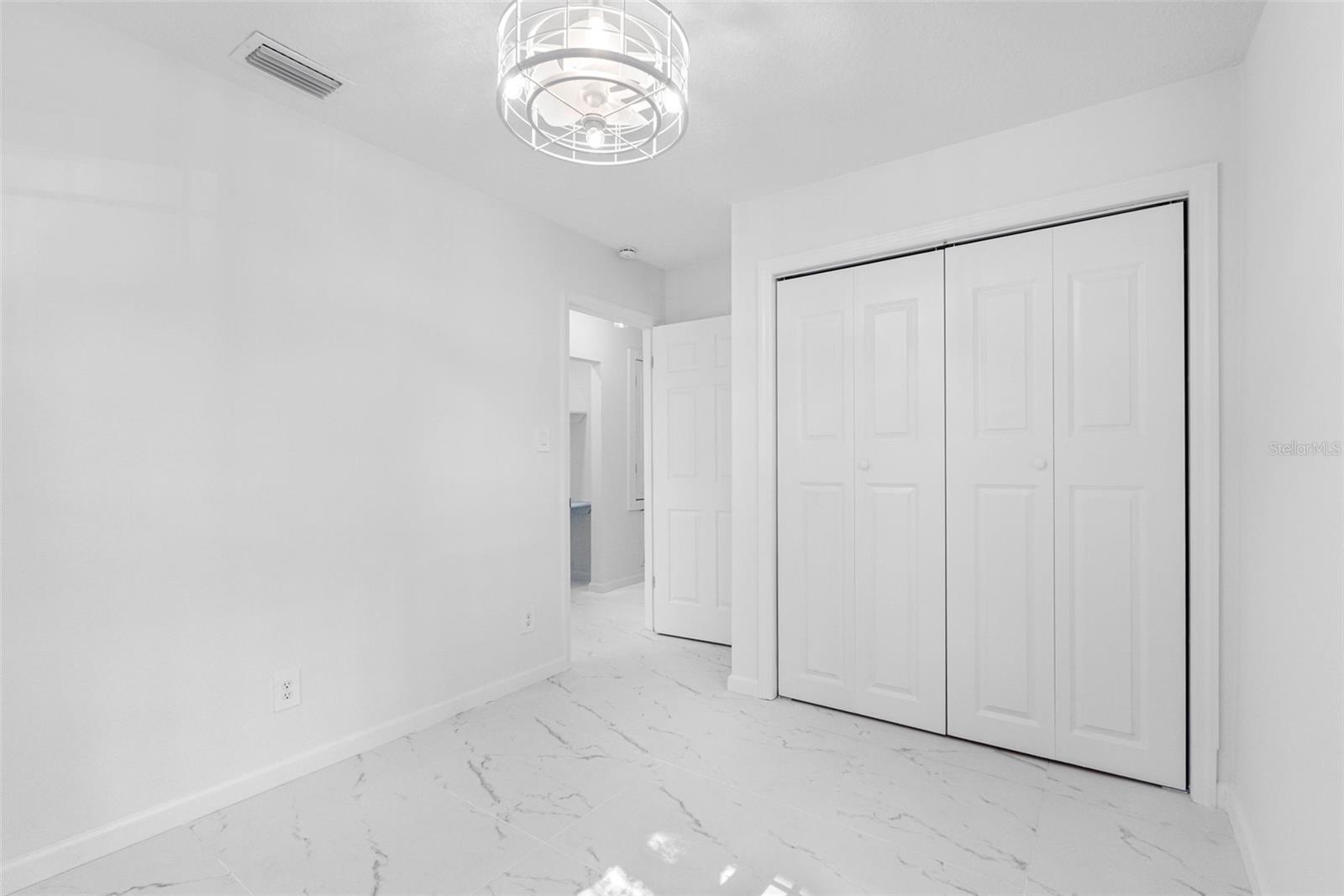 1208 E CHILKOOT AVE — photo 22