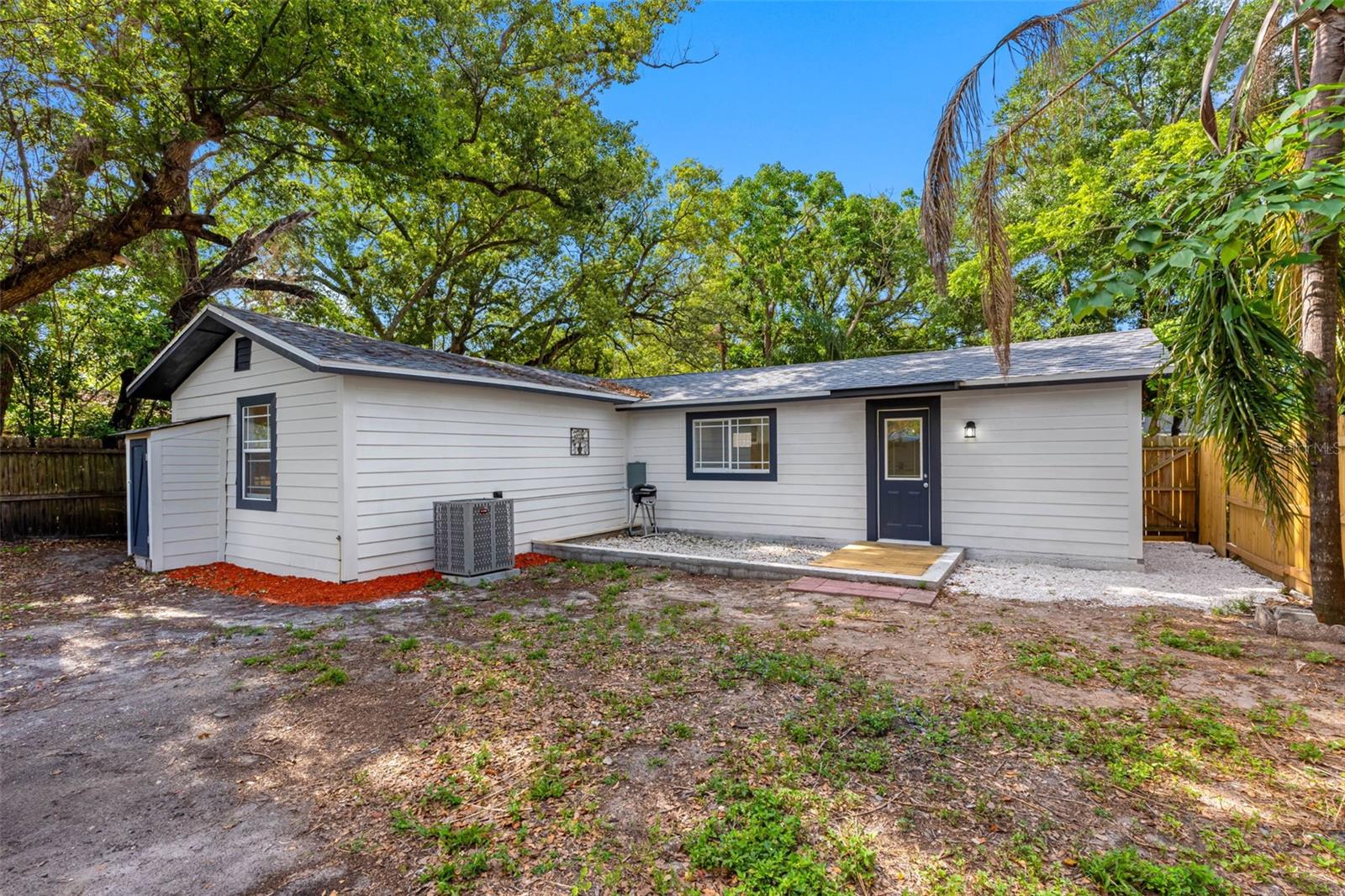 1208 E CHILKOOT AVE — photo 30