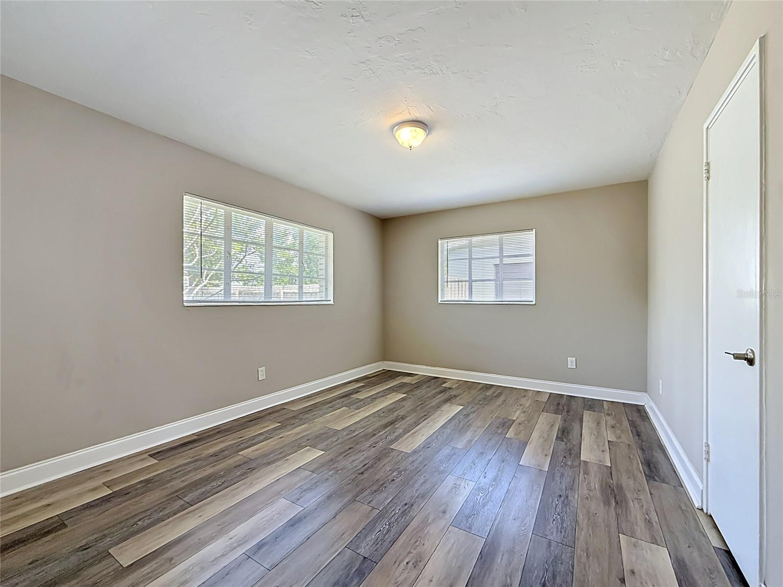 4509 S HALE AVE — photo 18