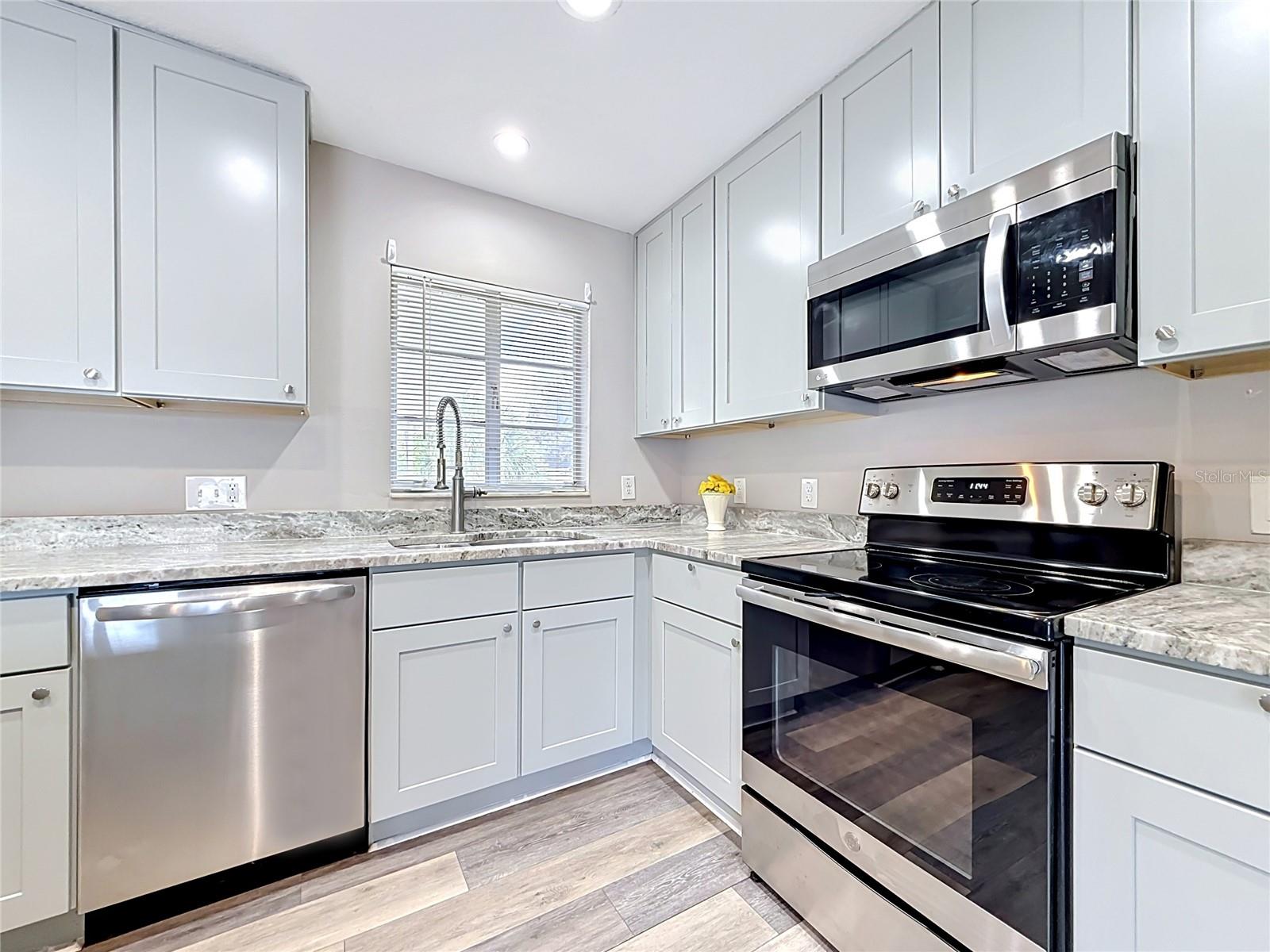 4509 S HALE AVE — photo 11
