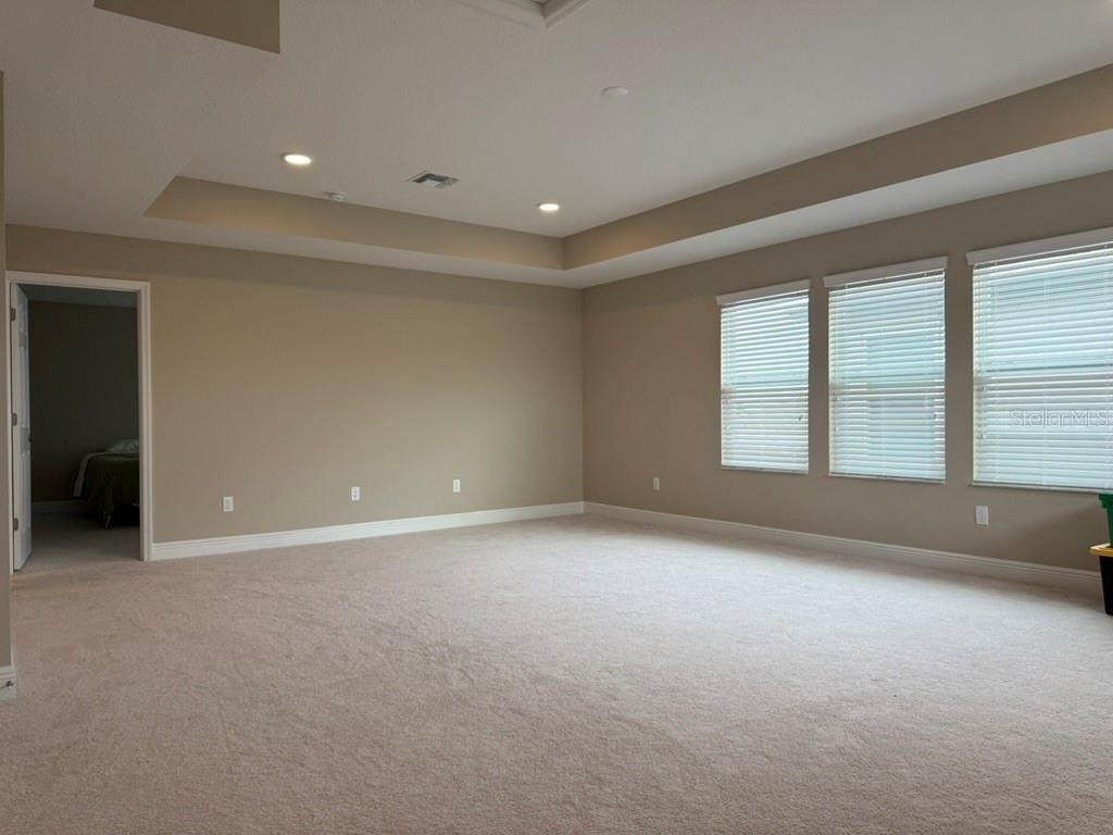 7749 BRONZE OAK DR — photo 10