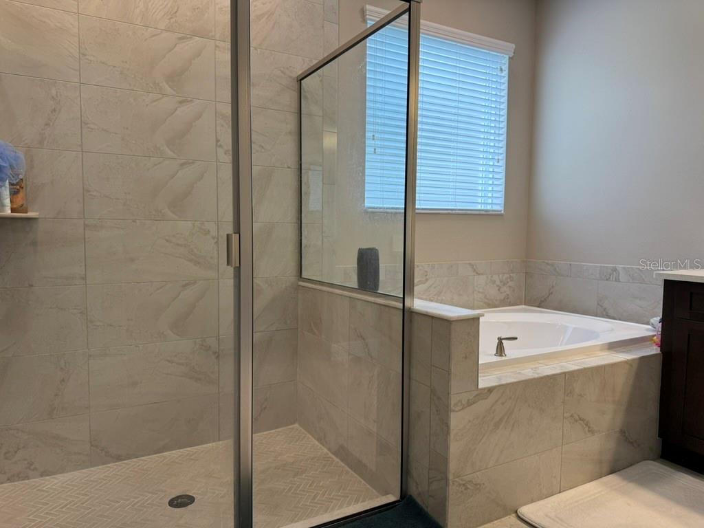 7749 BRONZE OAK DR — photo 27
