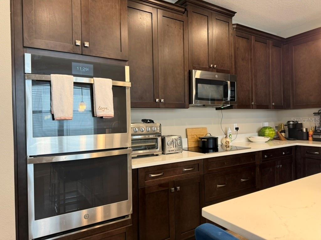 7749 BRONZE OAK DR — photo 12
