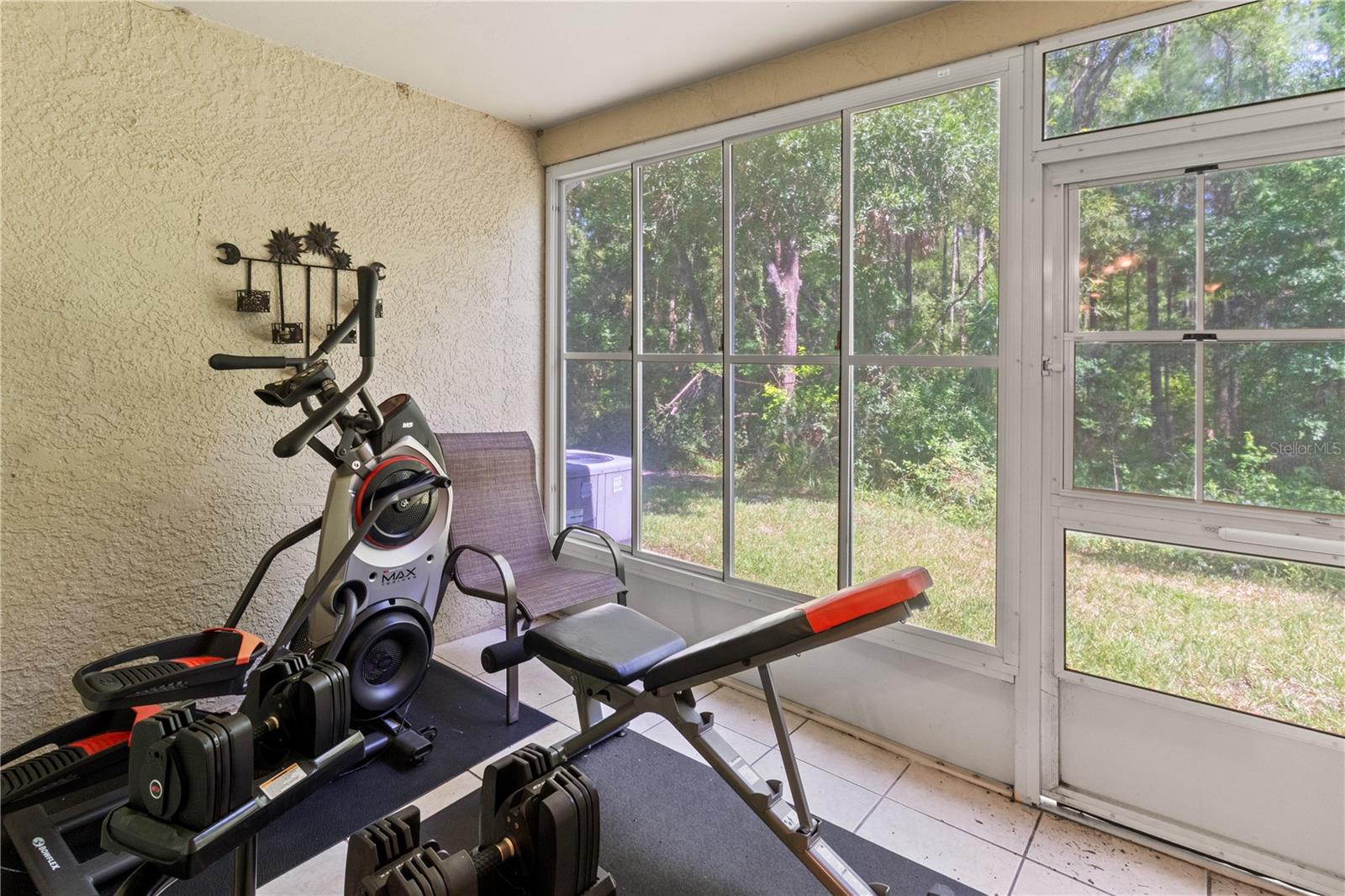 8635 HUNTERS KEY CIR — photo 16