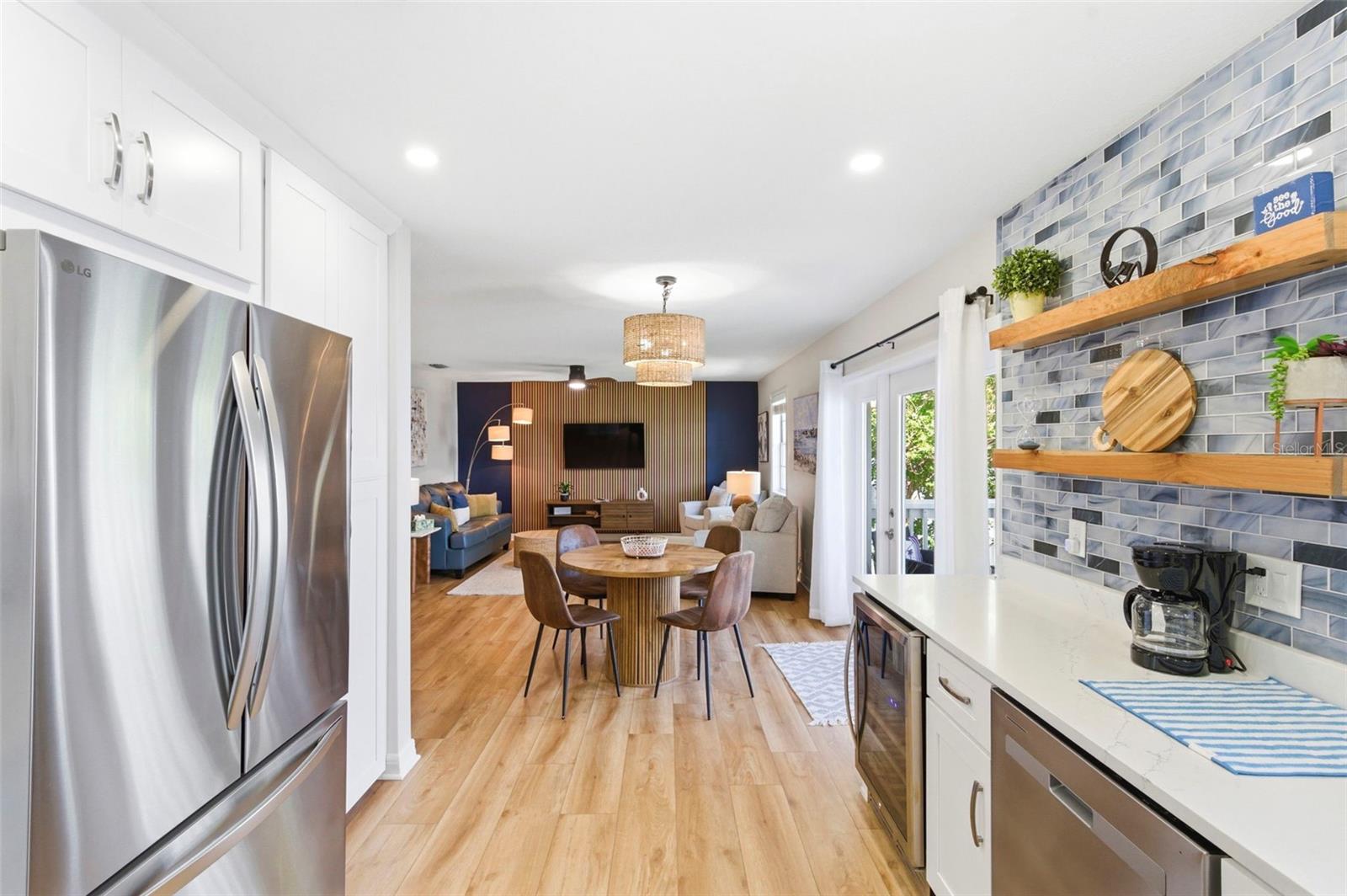 201 POMPANO DR SE #C furnished — photo 11