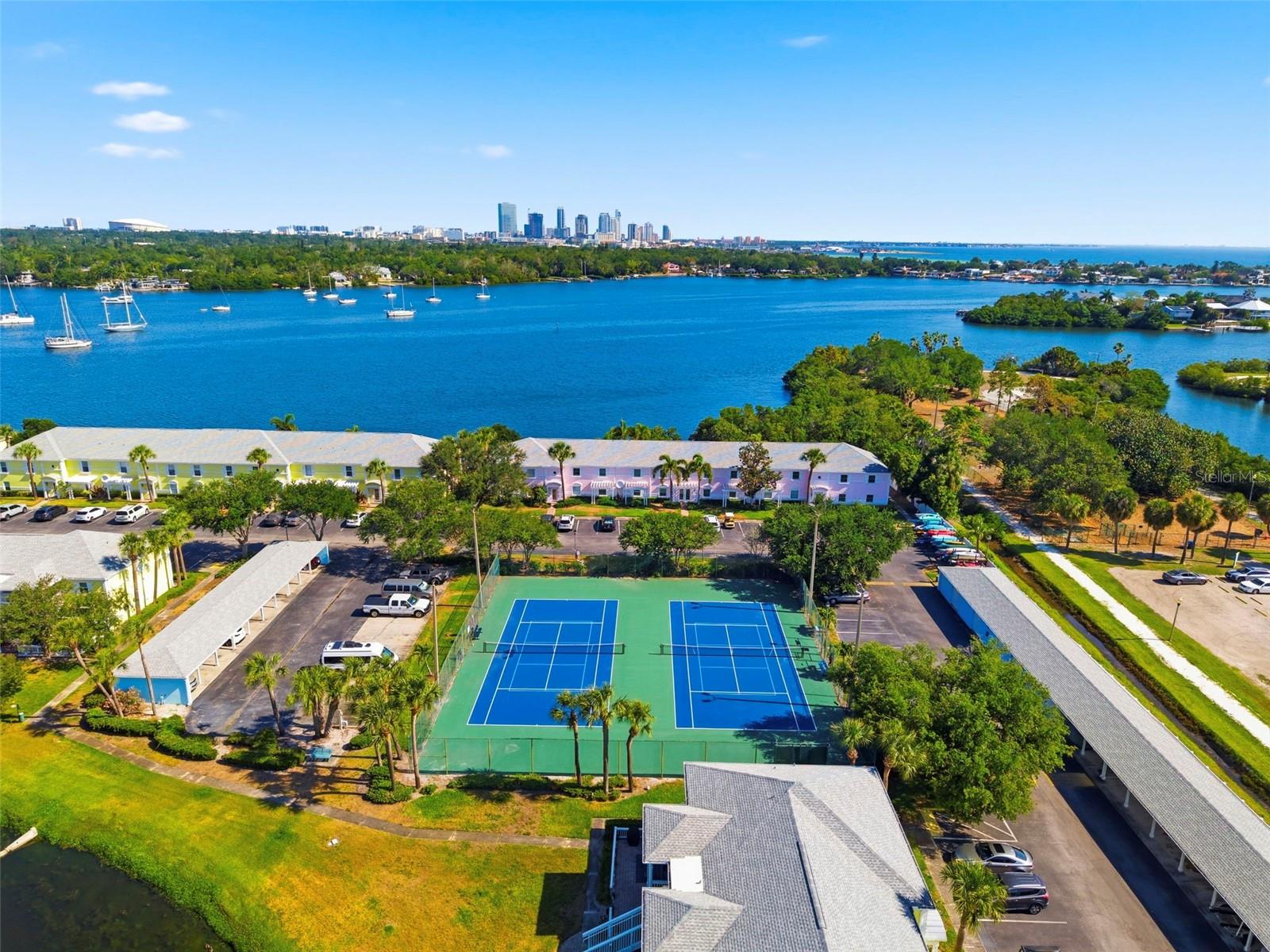 201 POMPANO DR SE #C furnished — photo 67