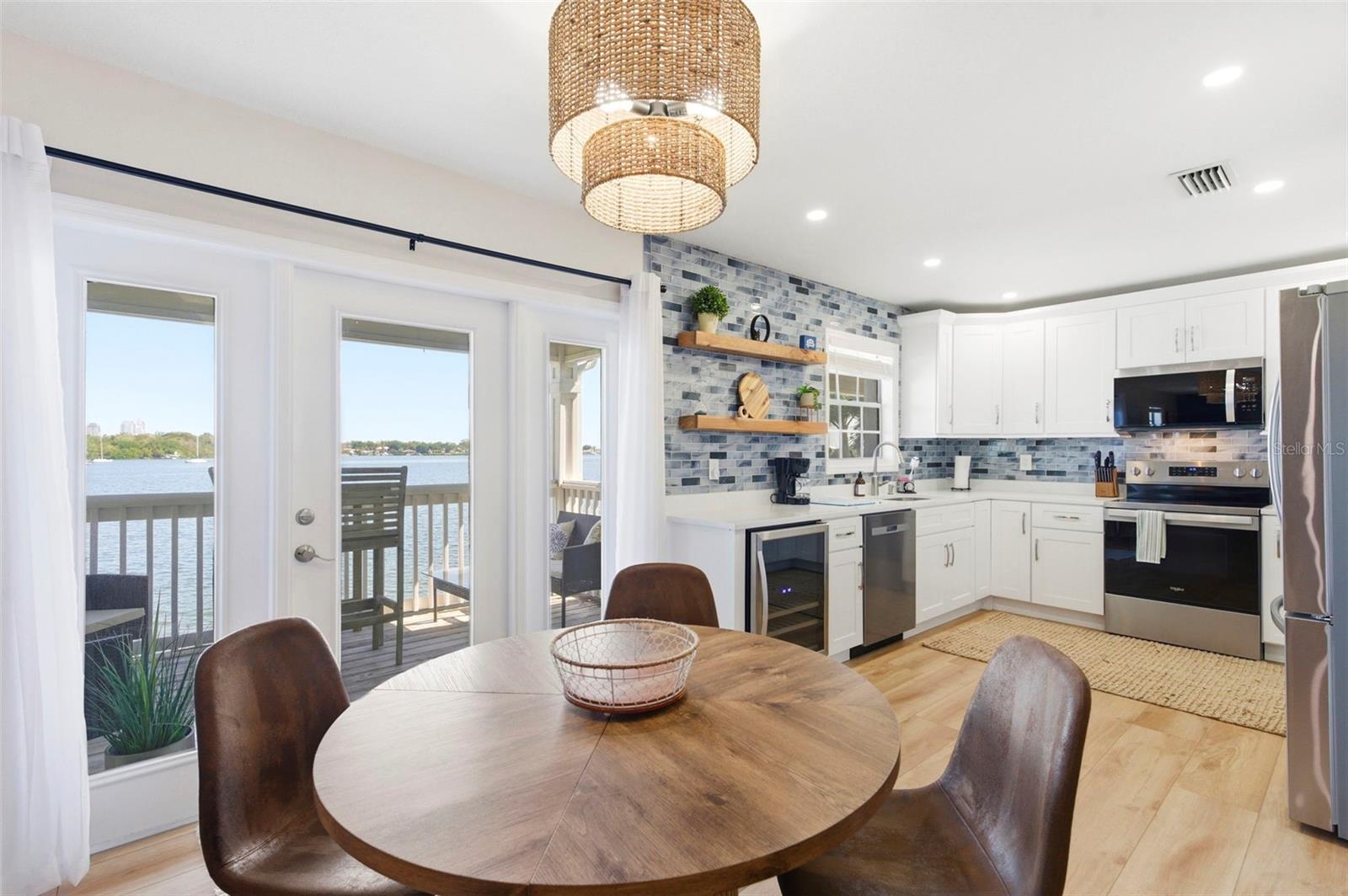 201 POMPANO DR SE #C furnished — photo 14
