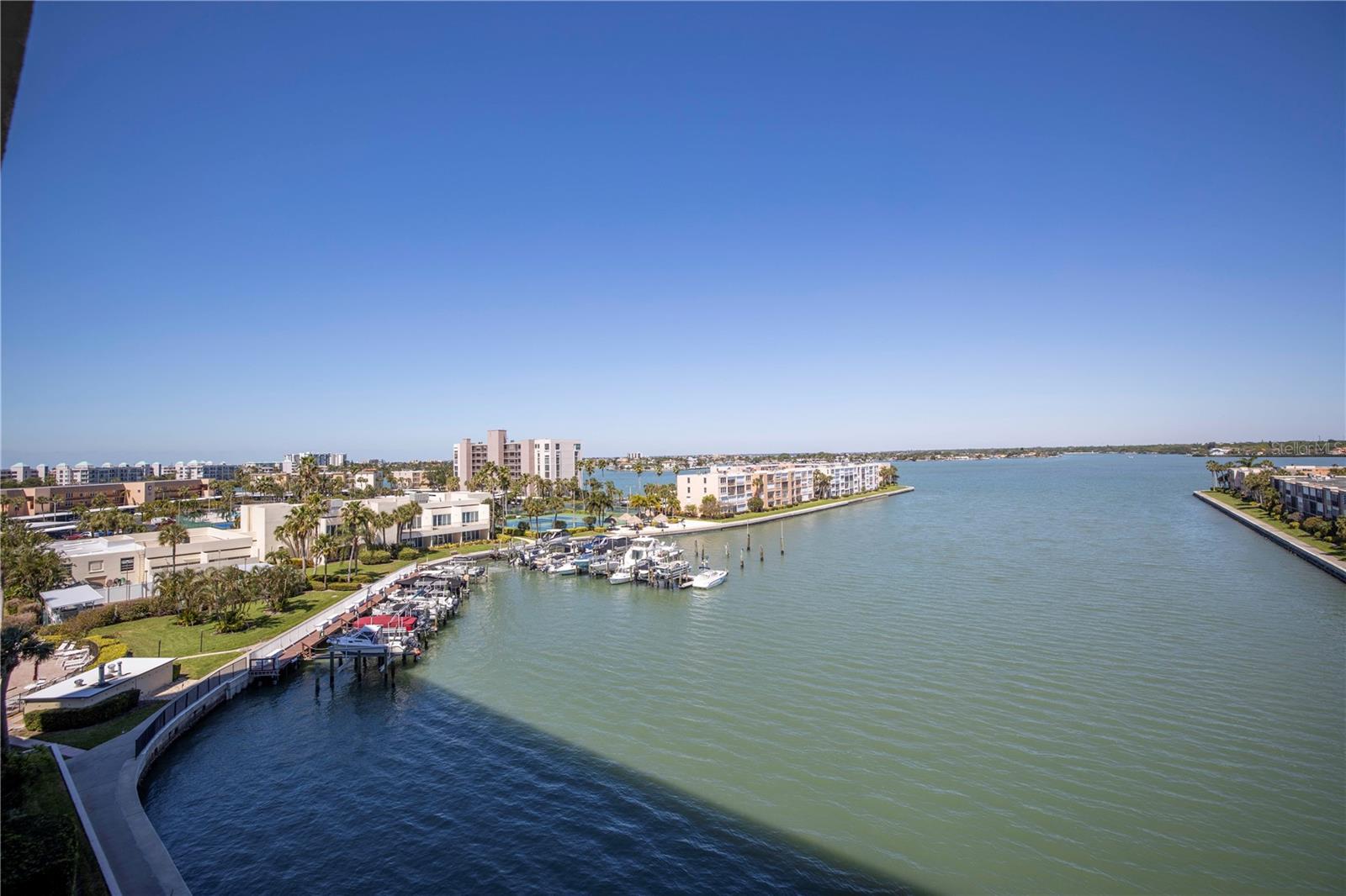 7300 SUN ISLAND DR S #602 — photo 40