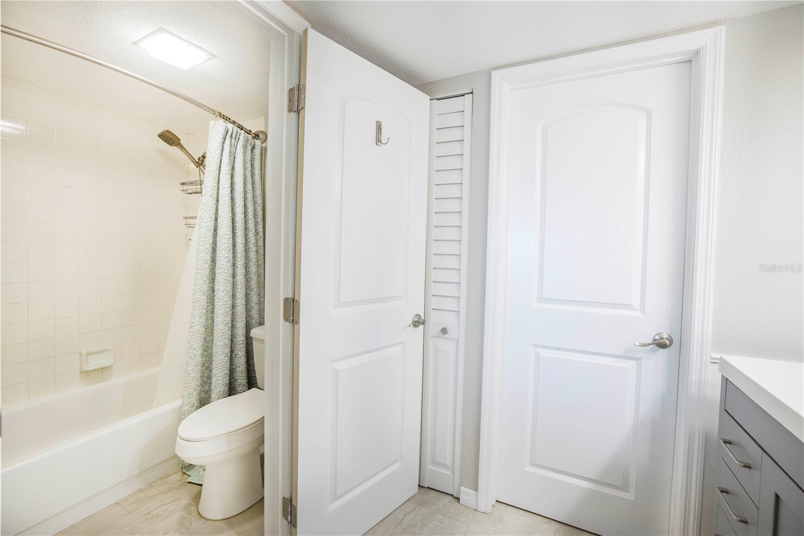 7300 SUN ISLAND DR S #602 — photo 24