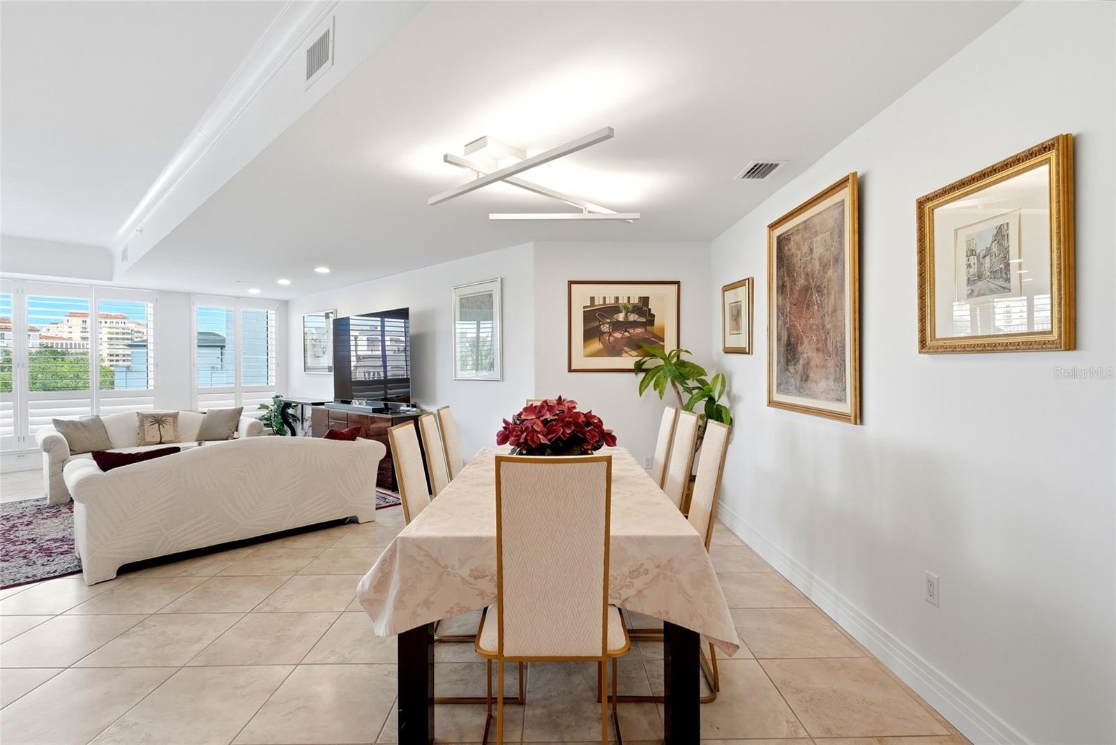 400 BEACH DR NE #401 — photo 6