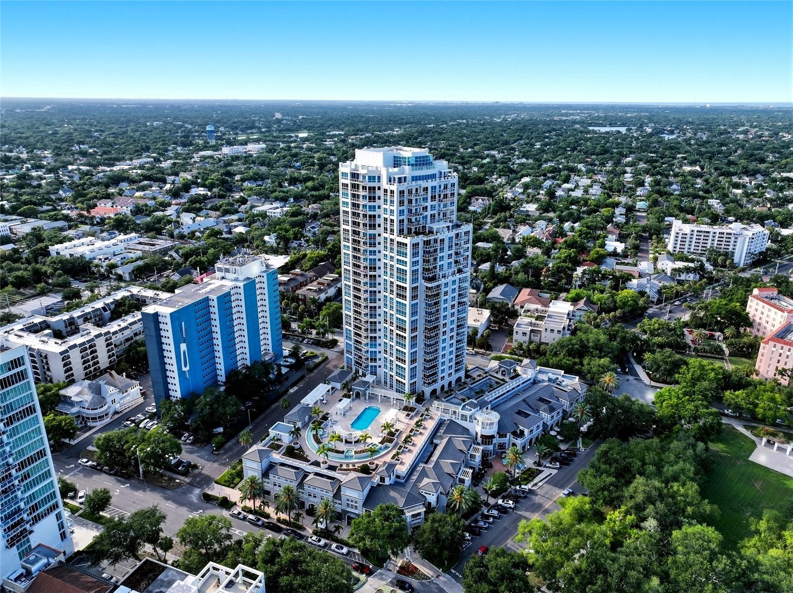 400 BEACH DR NE #401 — photo 33