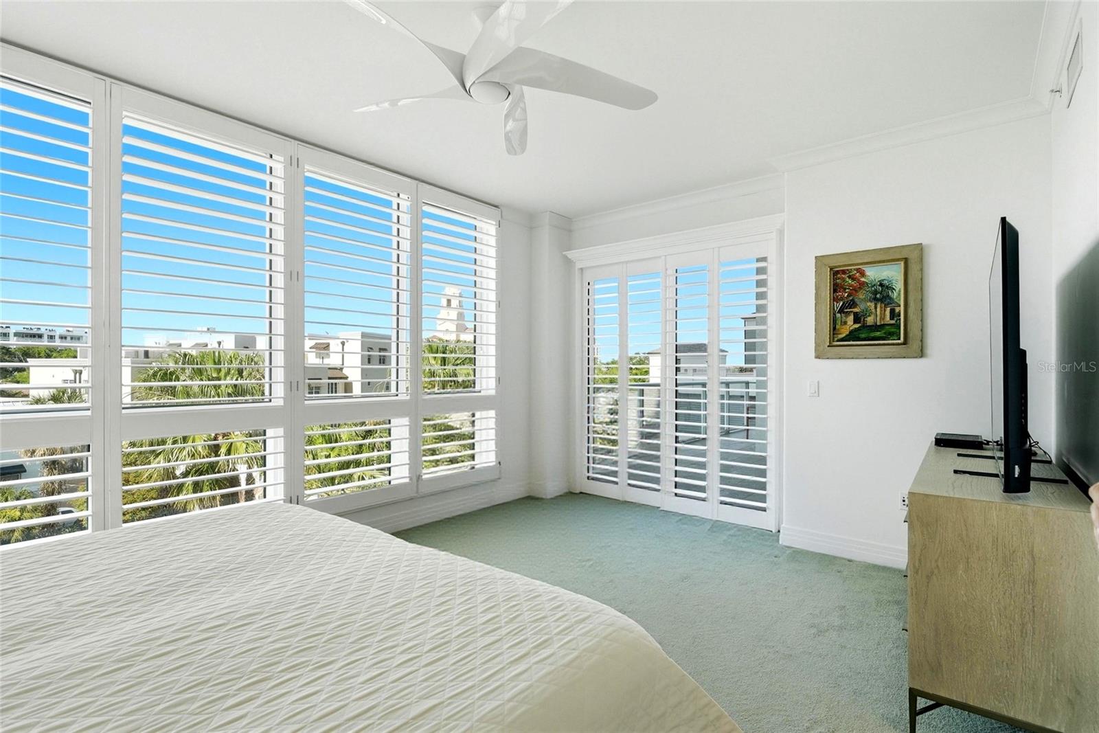 400 BEACH DR NE #401 — photo 20