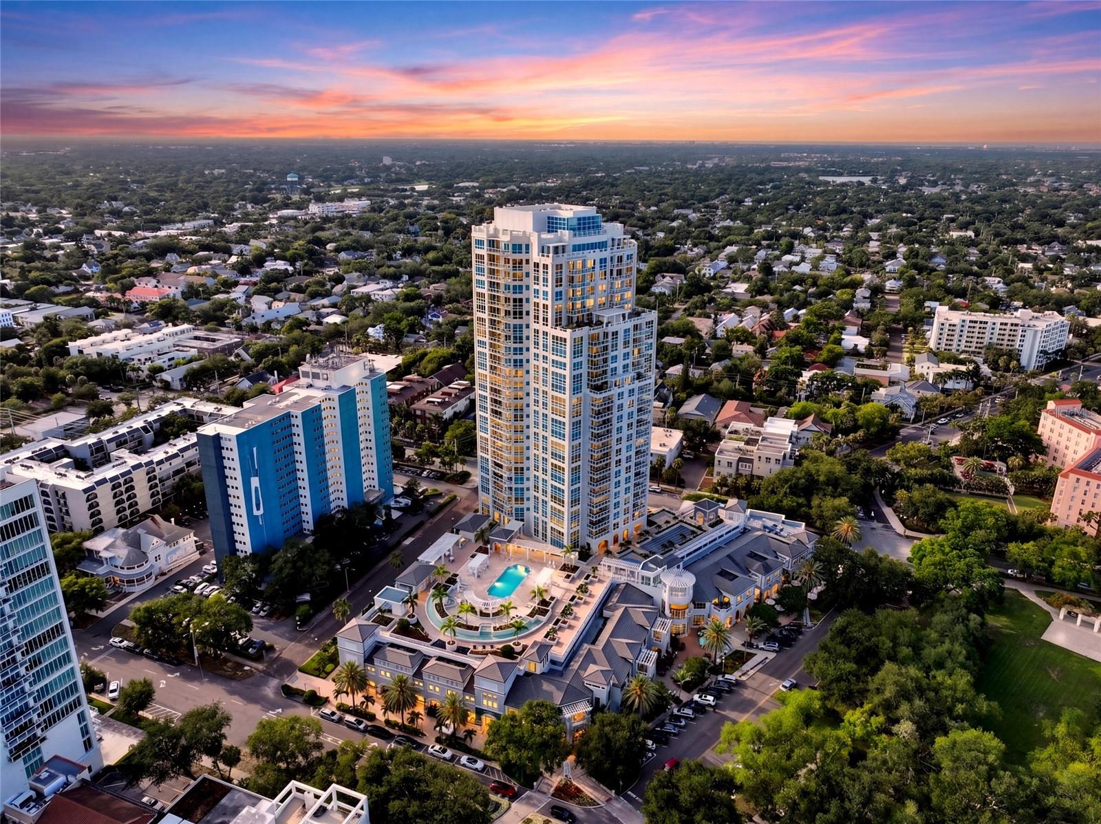 400 BEACH DR NE #401 — photo 31
