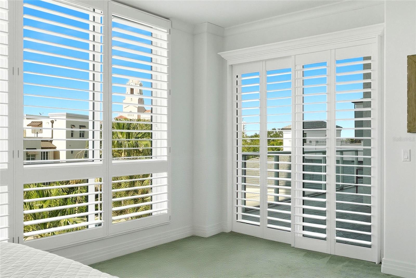 400 BEACH DR NE #401 — photo 19