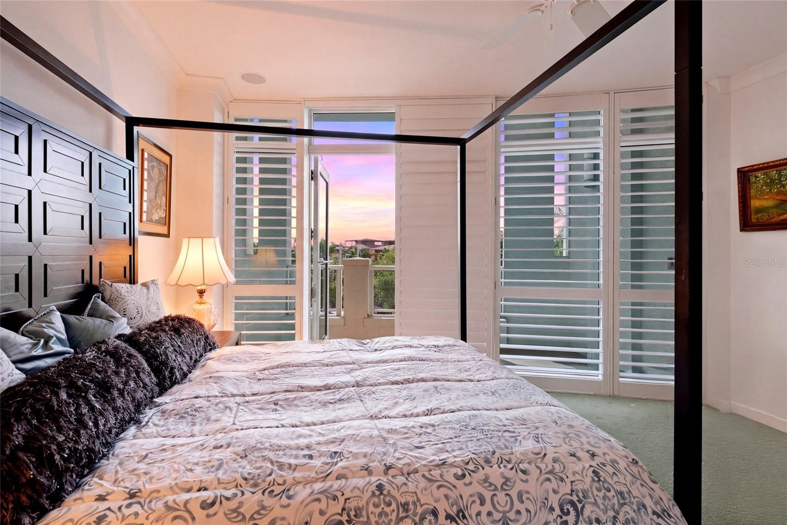 400 BEACH DR NE #401 — photo 25
