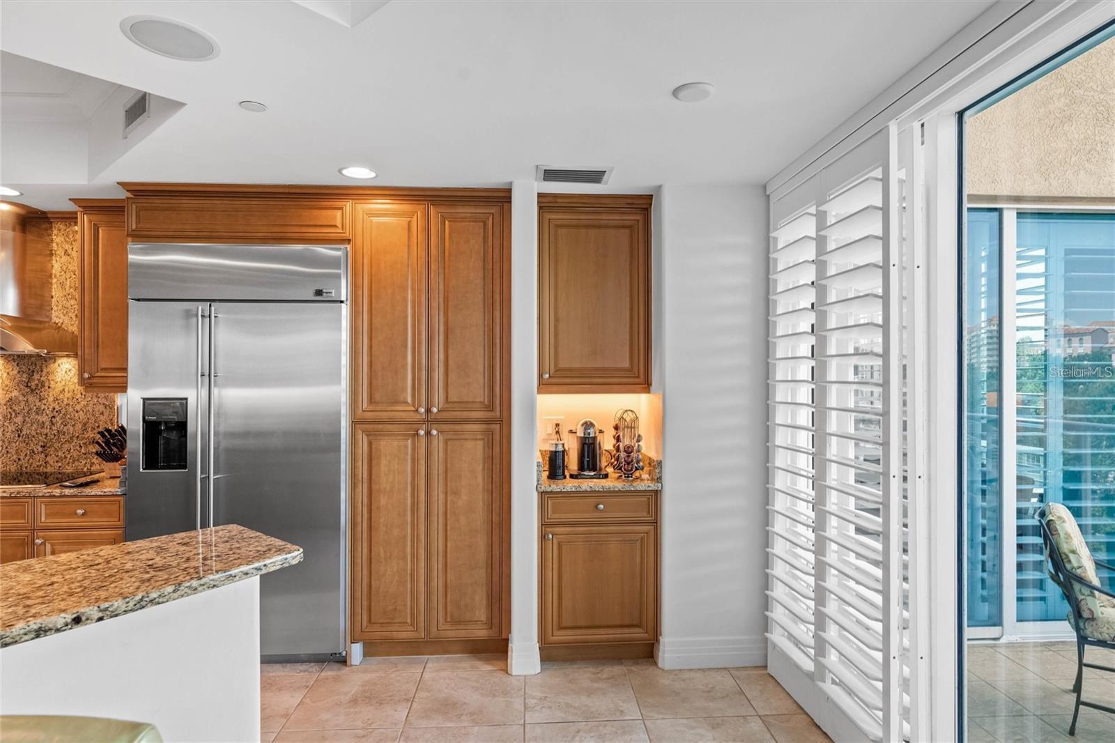 400 BEACH DR NE #401 — photo 11