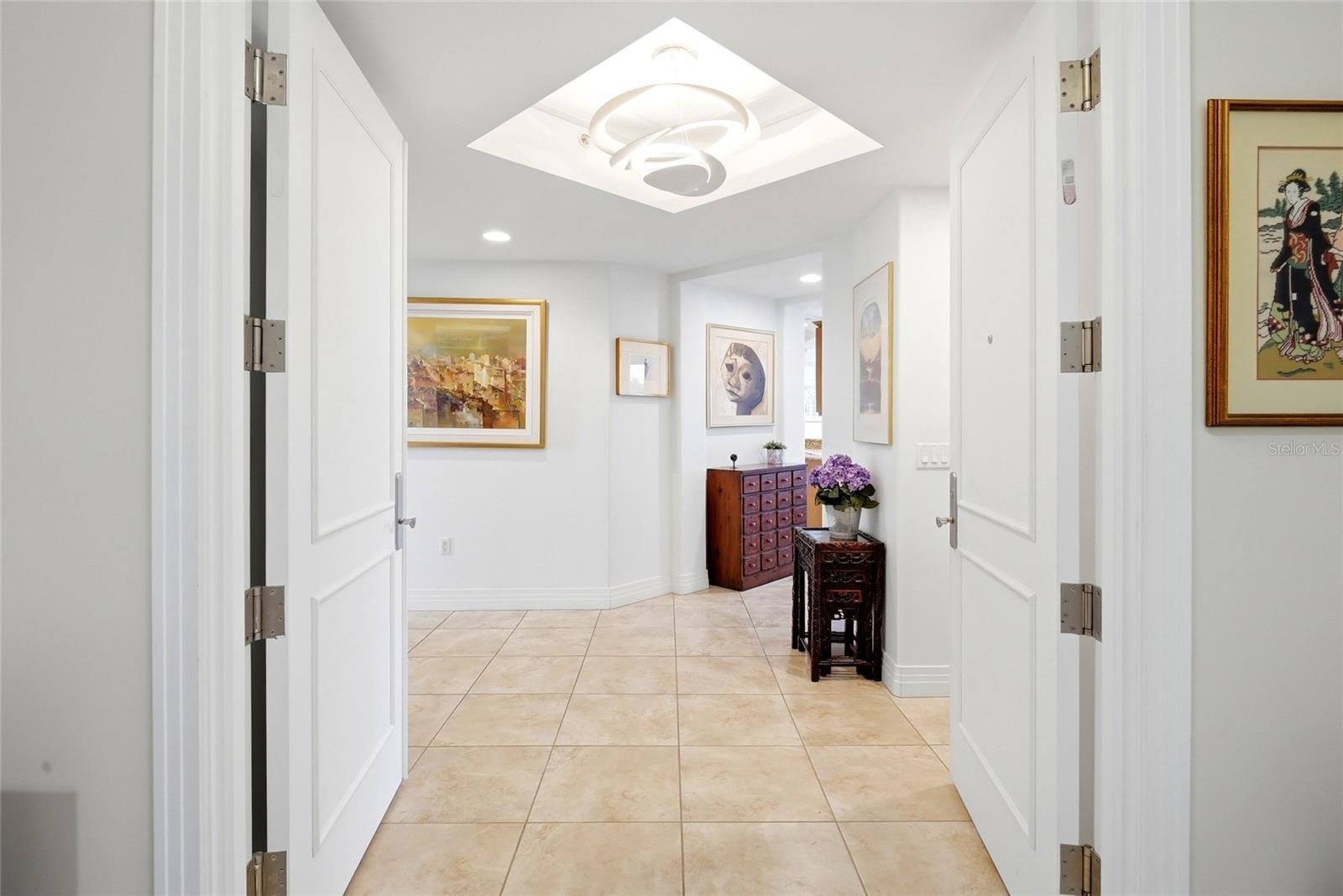 400 BEACH DR NE #401 — photo 3