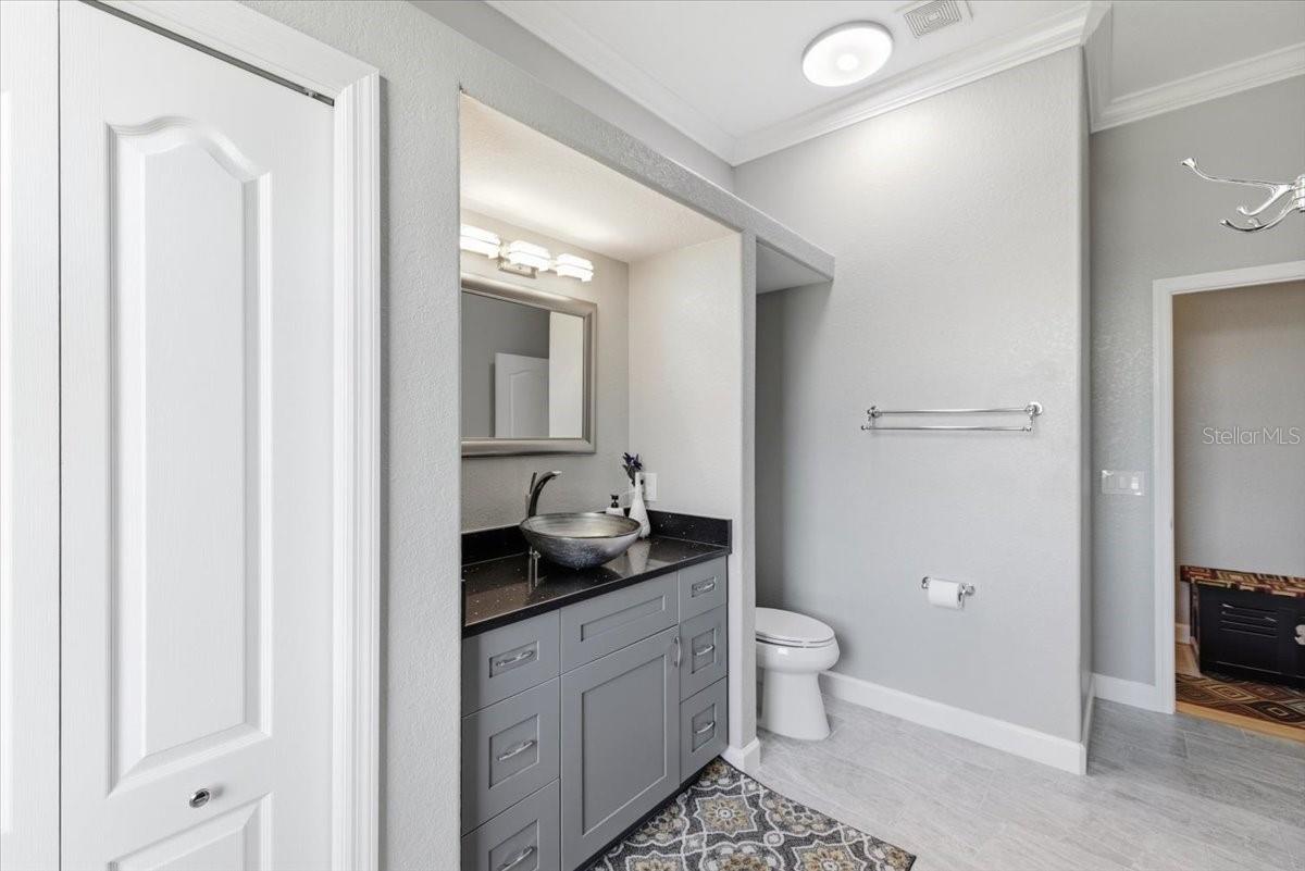 2818 SHIPSTON AVE — photo 69