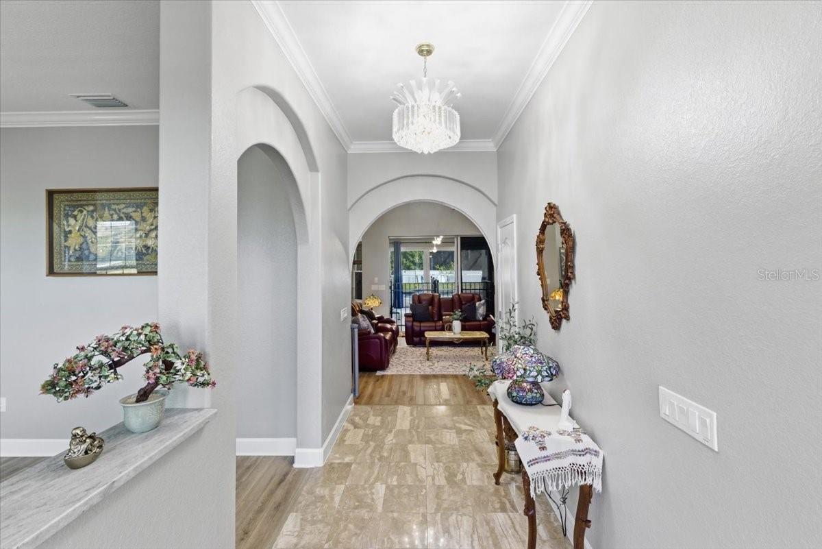 2818 SHIPSTON AVE — photo 37