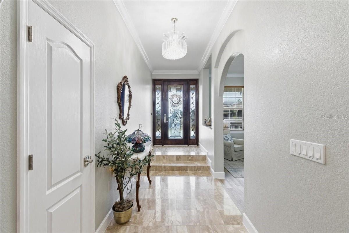 2818 SHIPSTON AVE — photo 35