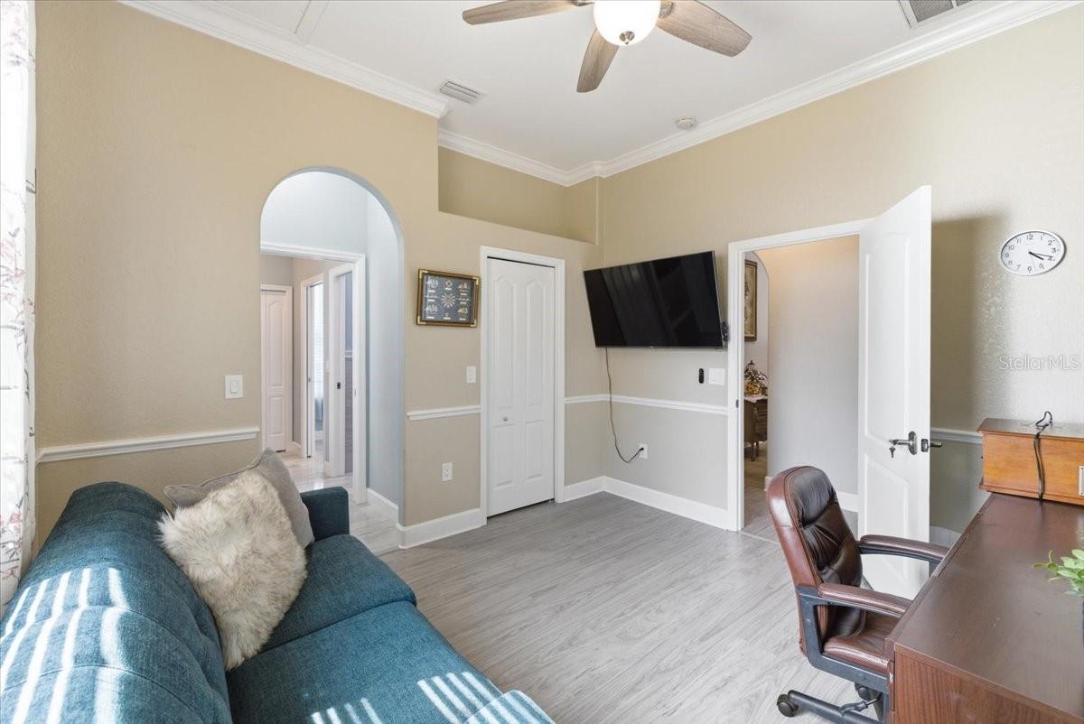 2818 SHIPSTON AVE — photo 59