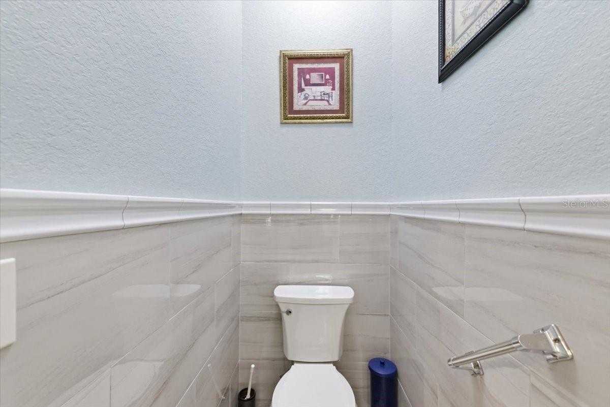 2818 SHIPSTON AVE — photo 57