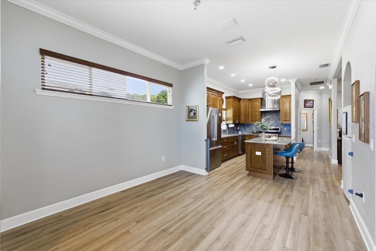 2818 SHIPSTON AVE — photo 46