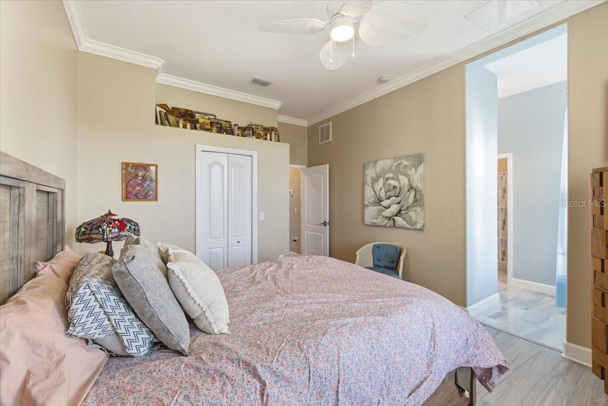 2818 SHIPSTON AVE — photo 55