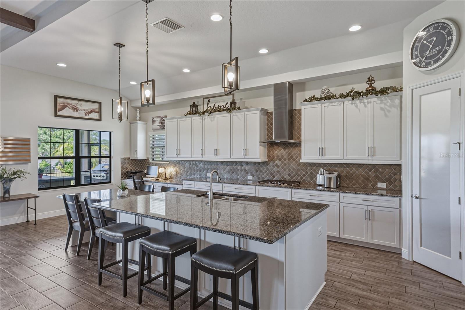 6743 SUNSET VISTA WAY — photo 13