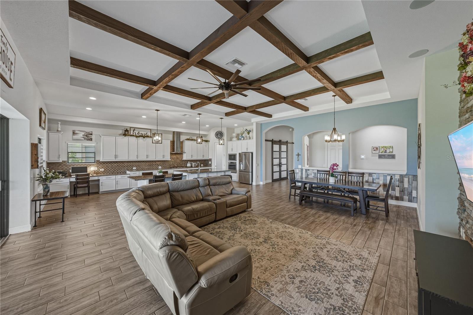 6743 SUNSET VISTA WAY — photo 25