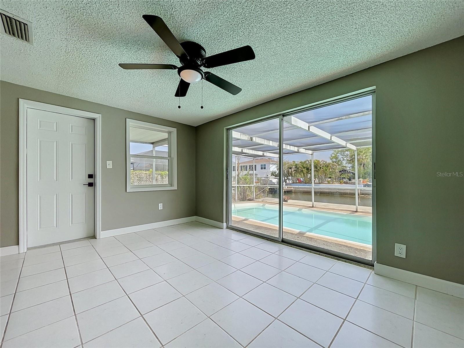 7513 HATTERAS DR — photo 25