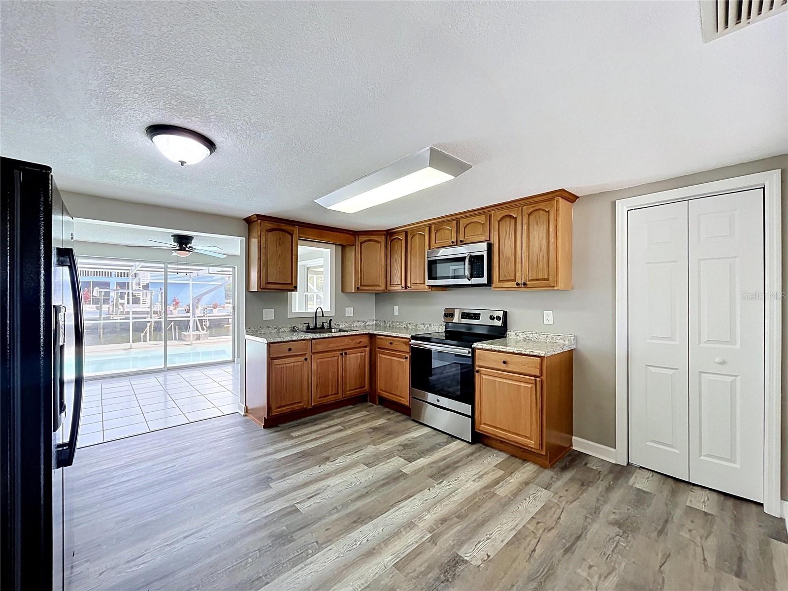 7513 HATTERAS DR — photo 22