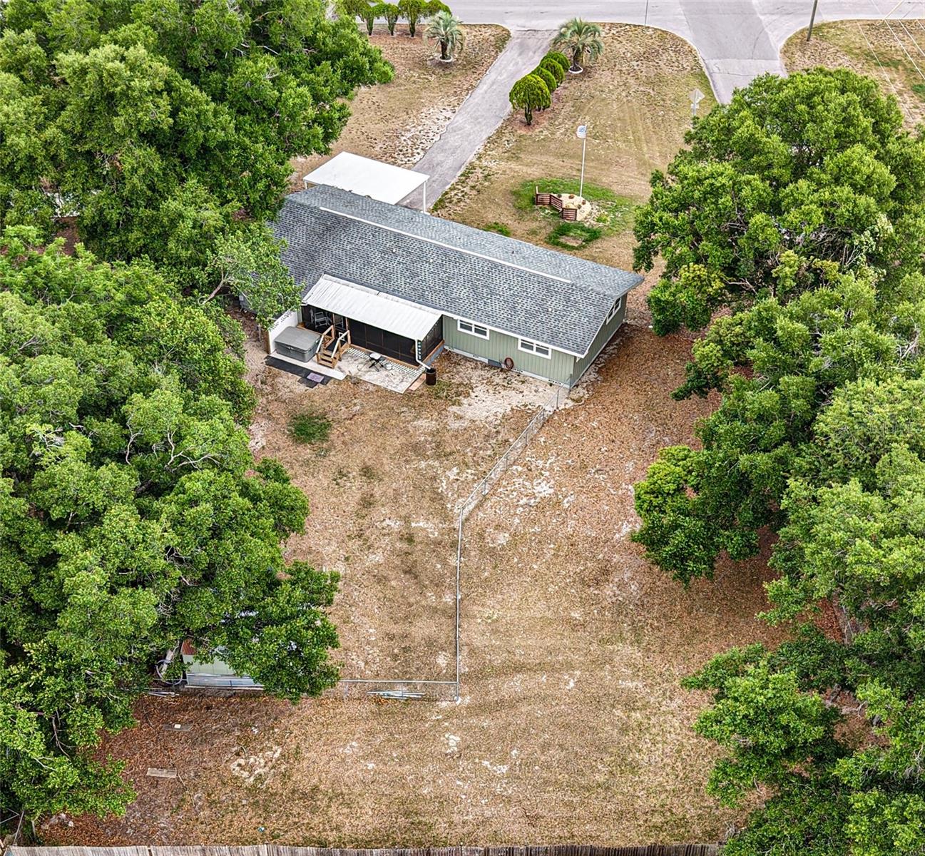 5233 HILL DR — photo 44