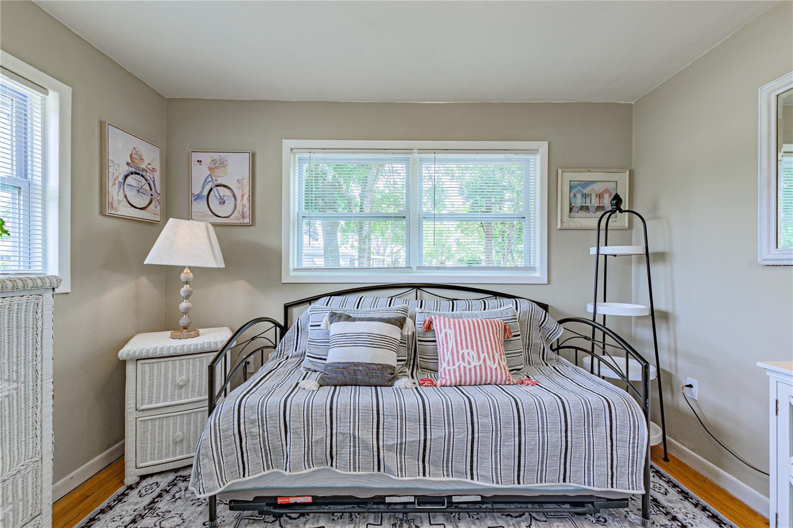 5233 HILL DR — photo 26