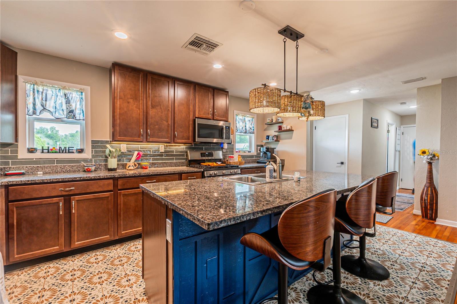 5233 HILL DR — photo 7