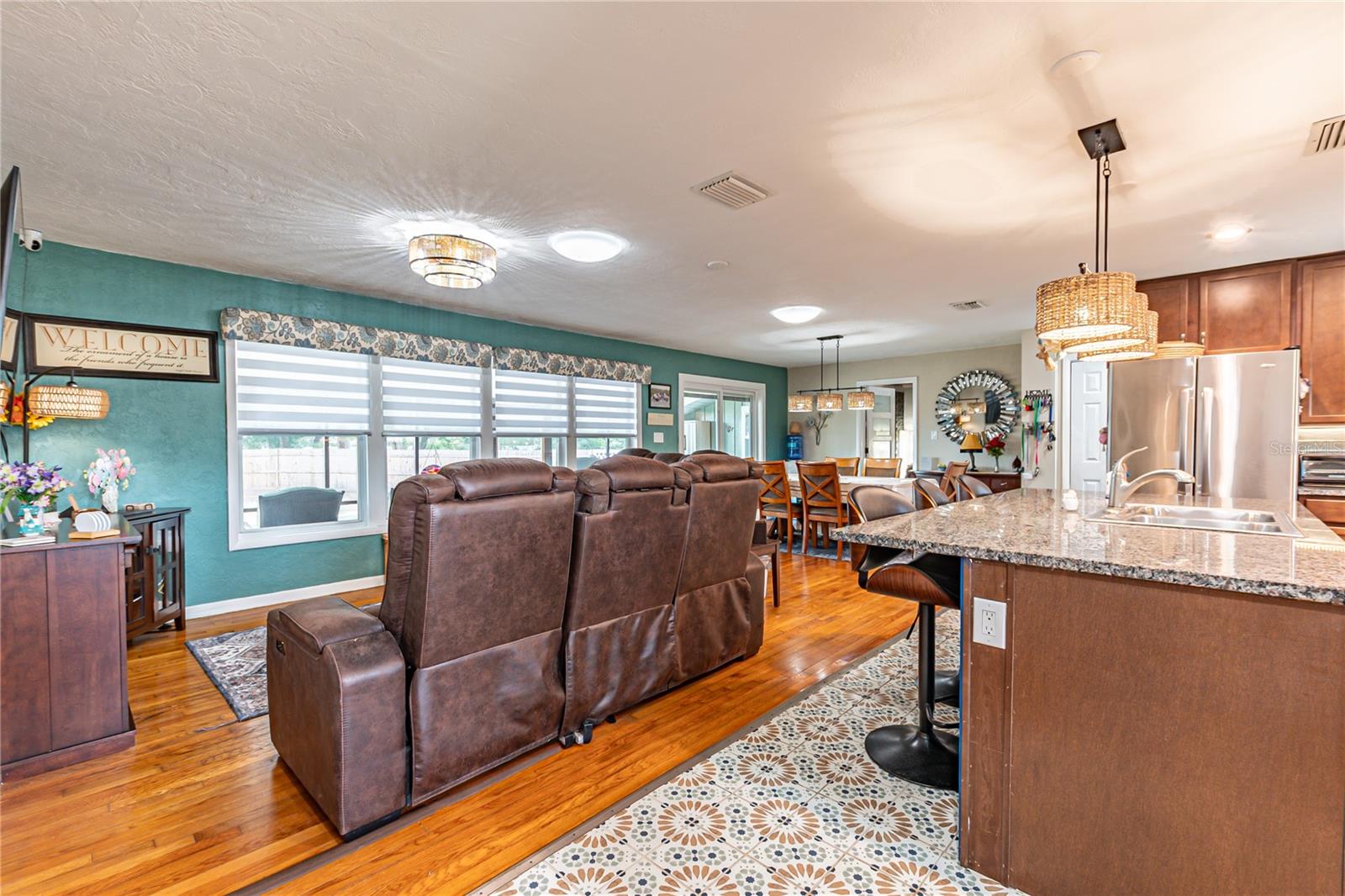5233 HILL DR — photo 4