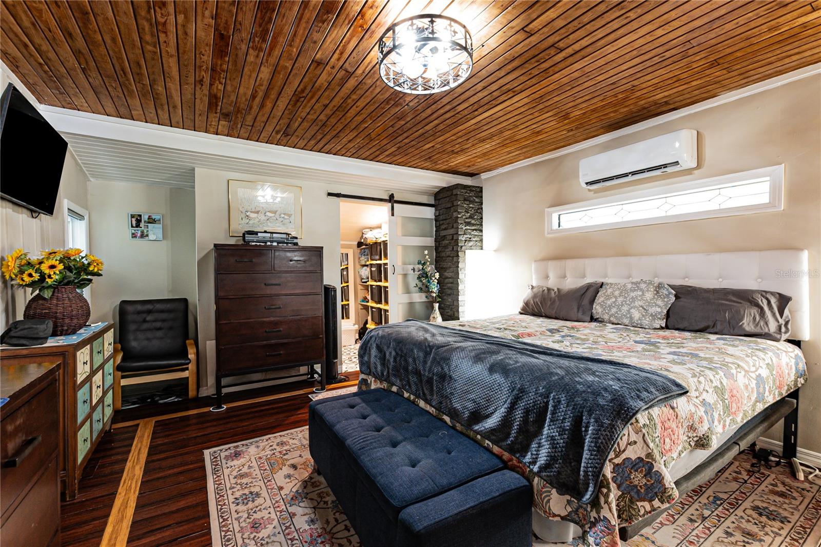 5233 HILL DR — photo 16