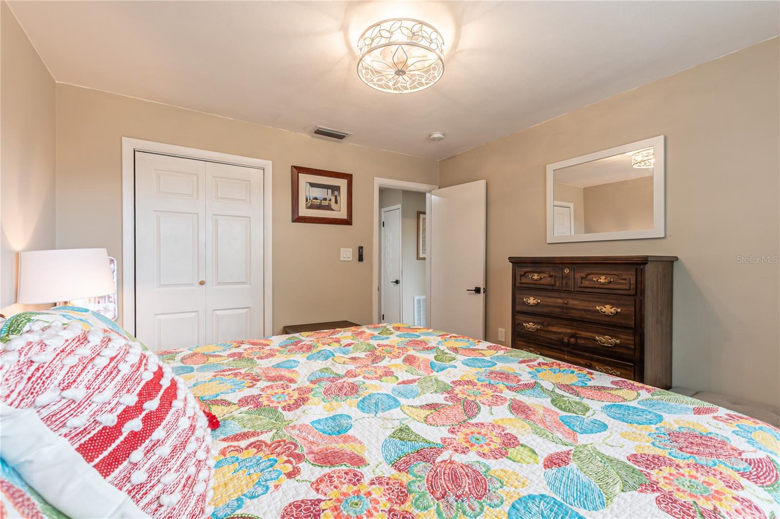 5233 HILL DR — photo 29