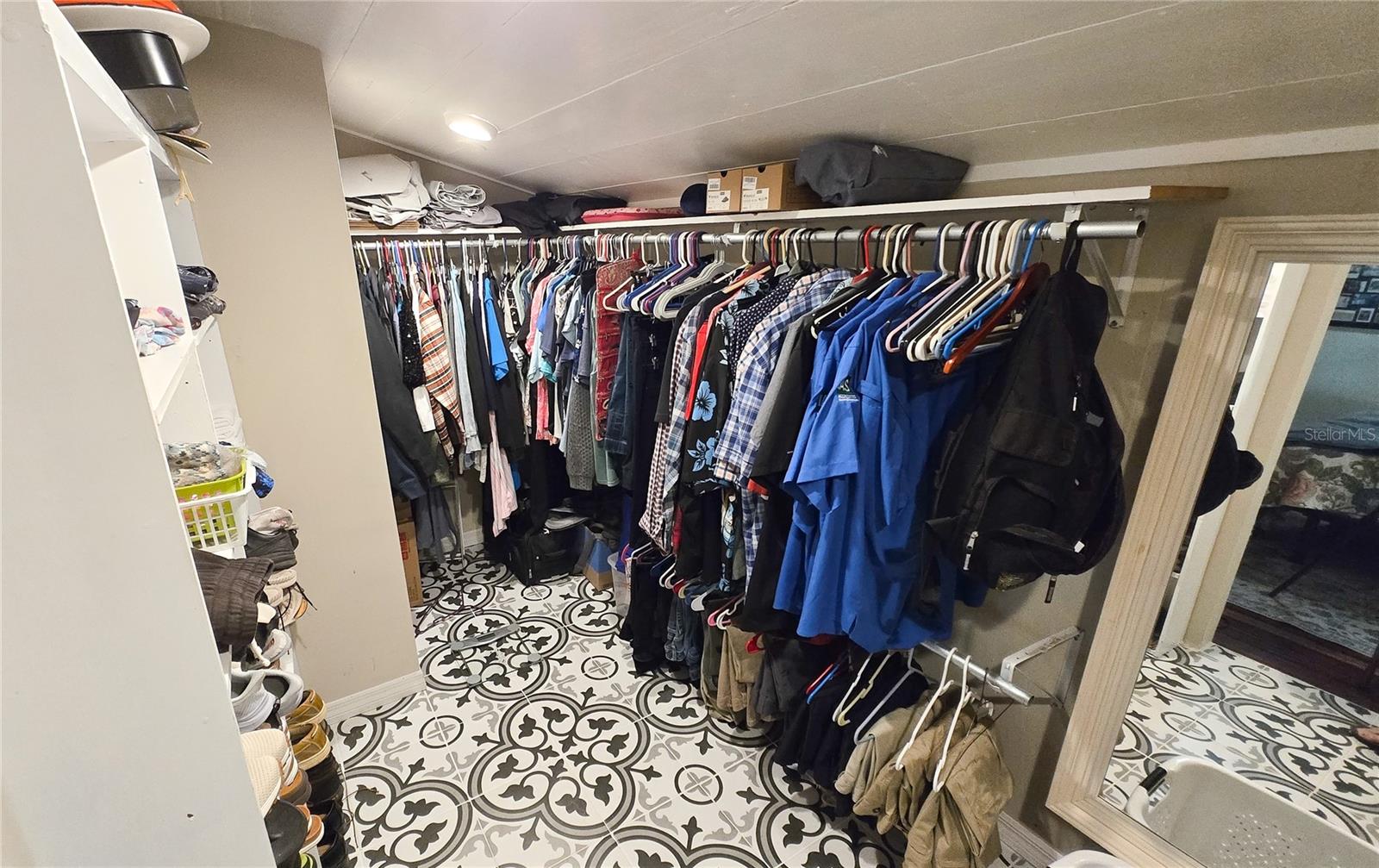5233 HILL DR — photo 19