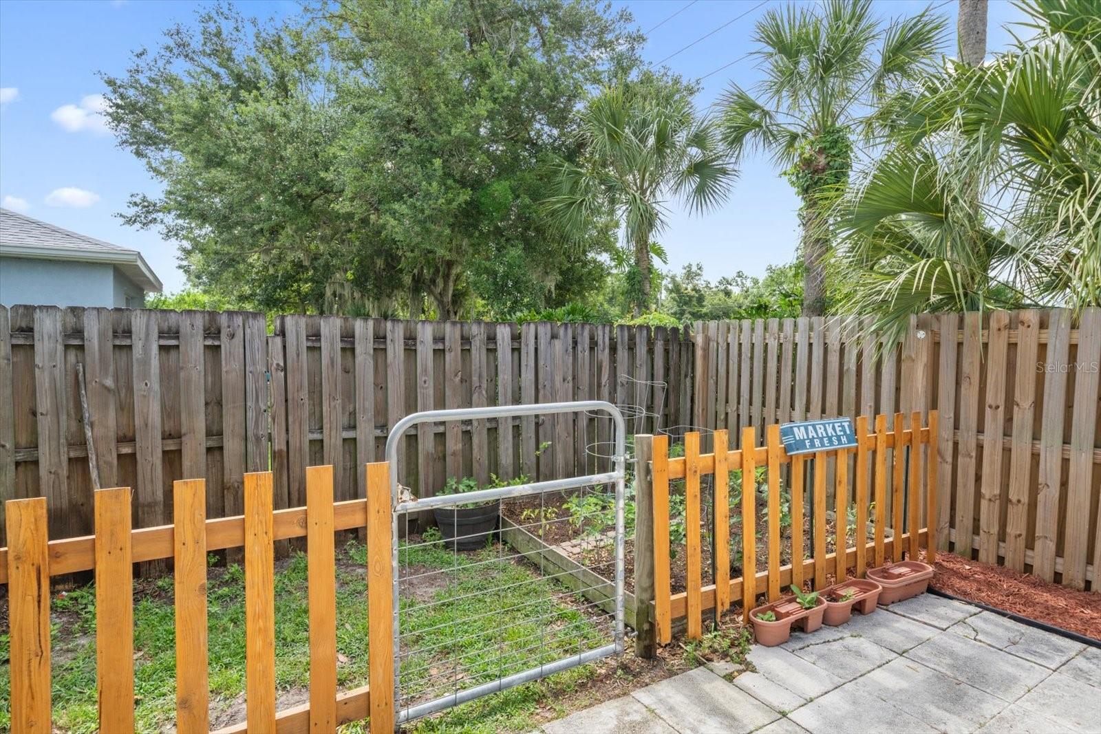 11887 DUNSTER LN — photo 45