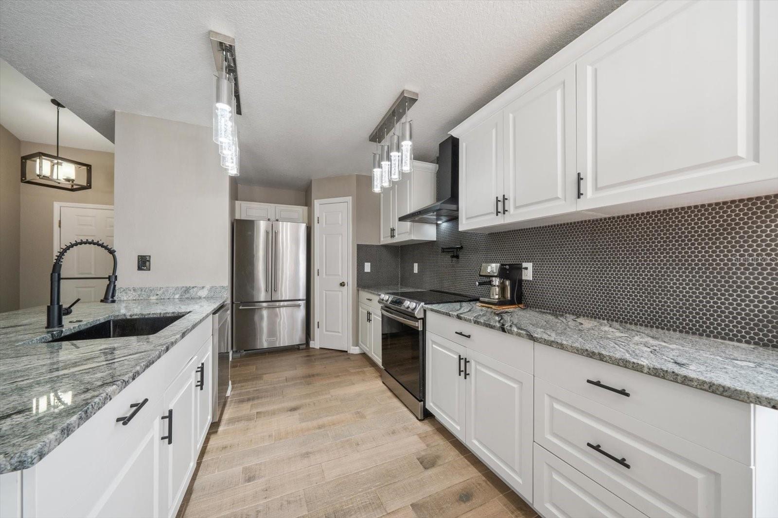 11887 DUNSTER LN — photo 14