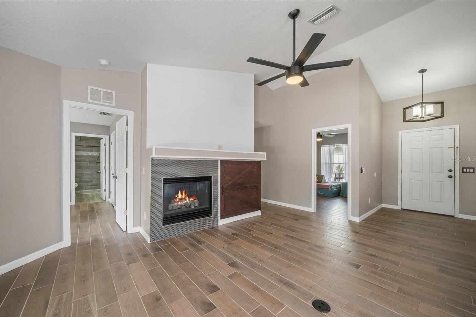 11887 DUNSTER LN — photo 11