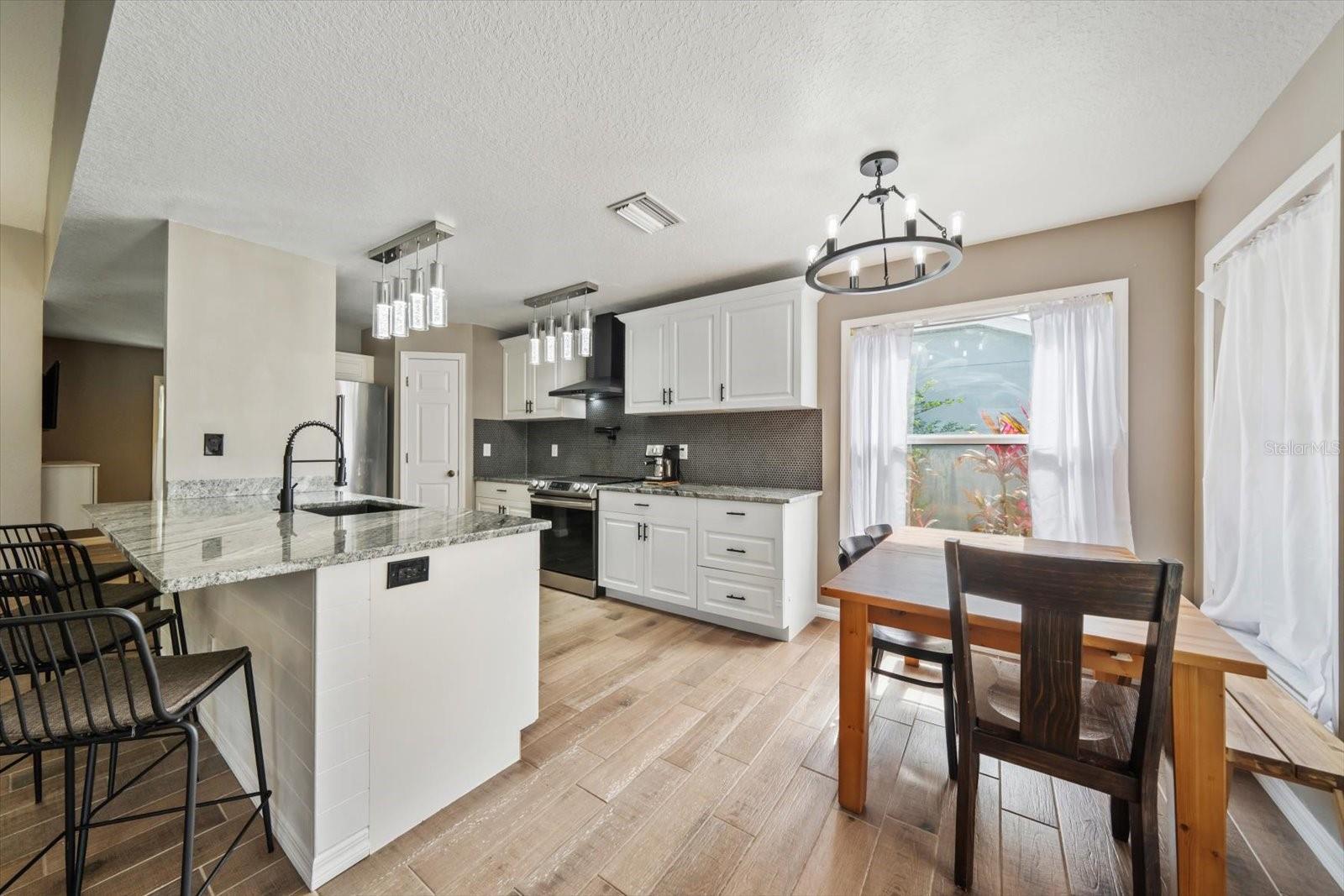 11887 DUNSTER LN — photo 19
