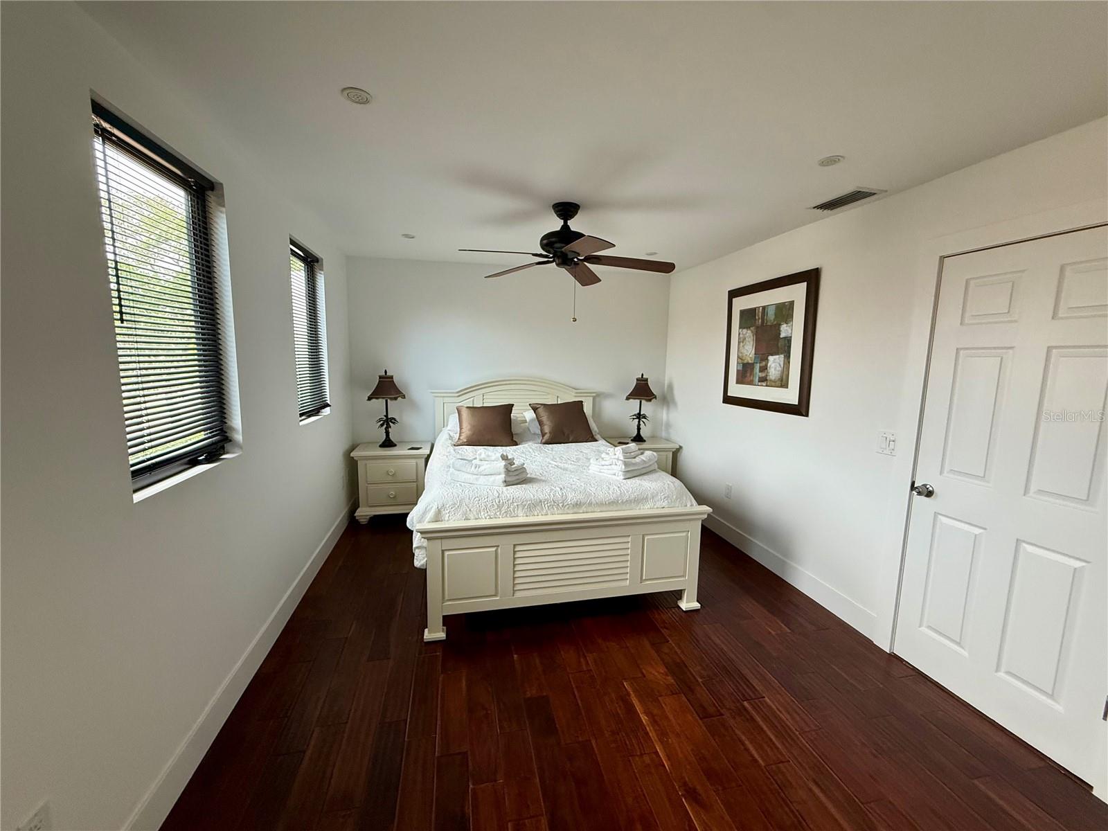 1257 TREE BAY LN — photo 40