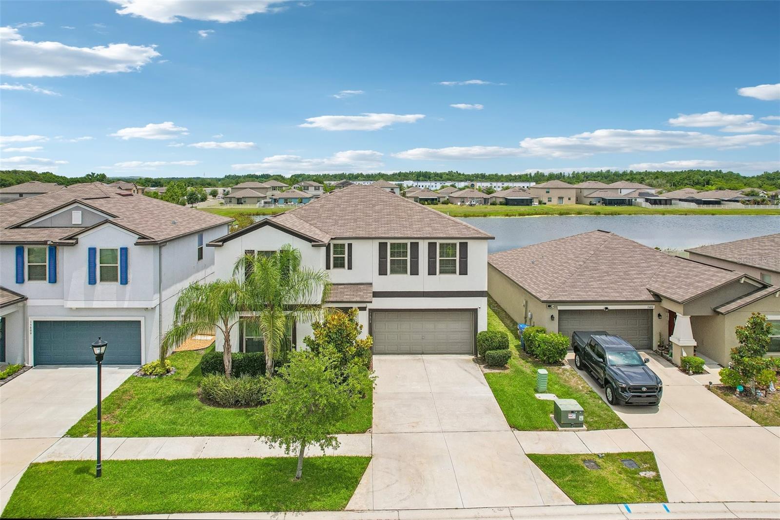 15608 MILLER CREEK DR — photo 41